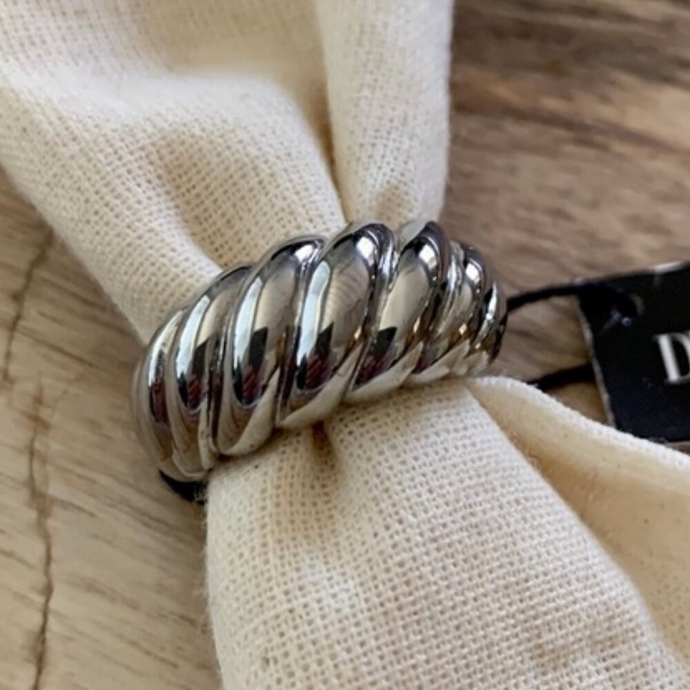 Dyrberg/Kern Karma sculpted cable design ring
